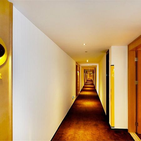 7Days Inn Premium Beijing Chaoyangmen Bagian luar foto